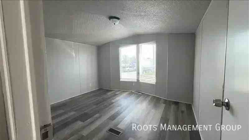 4511 Brimstone Rd - Photo 7 of 14