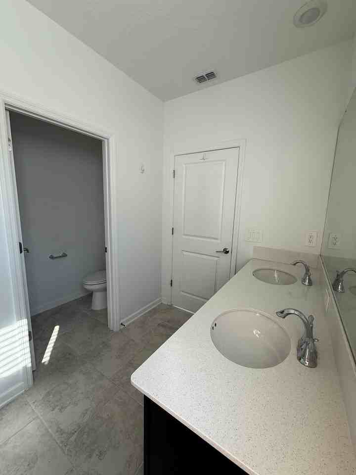 1656 Cross Prairie Pkwy - Photo 5 of 13