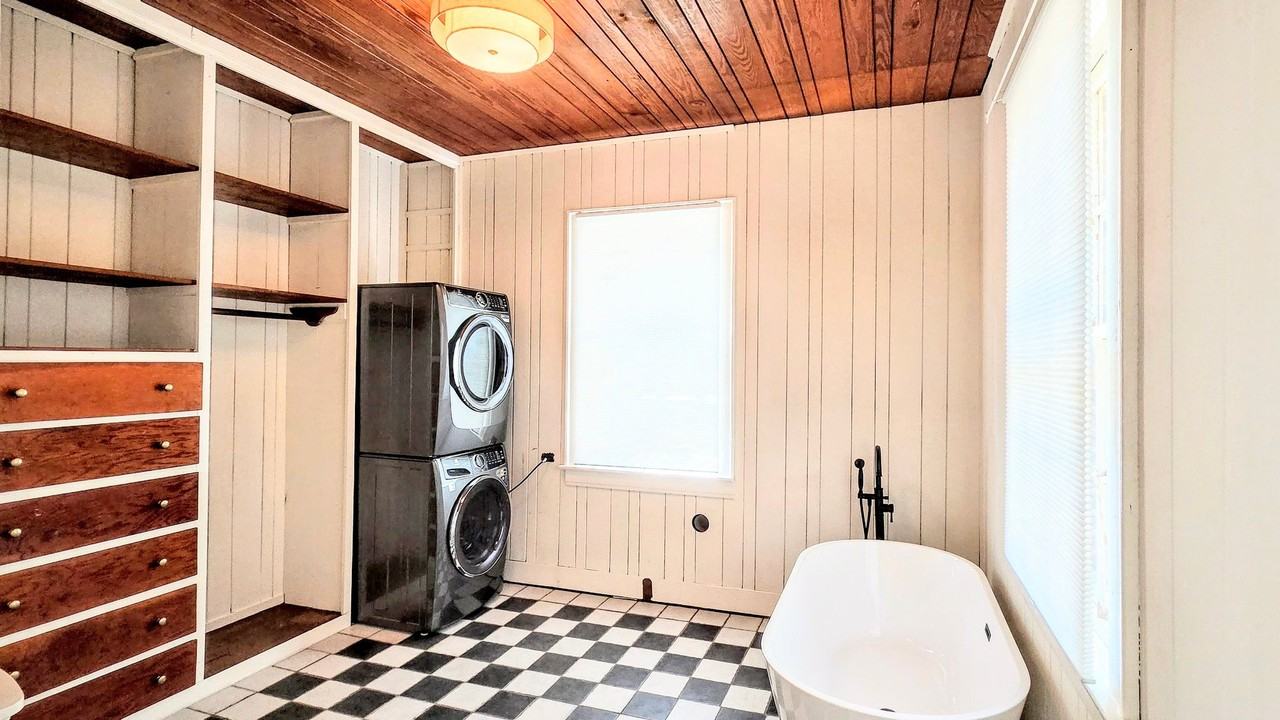 1355 Magnolia Curv - Photo 6 of 20