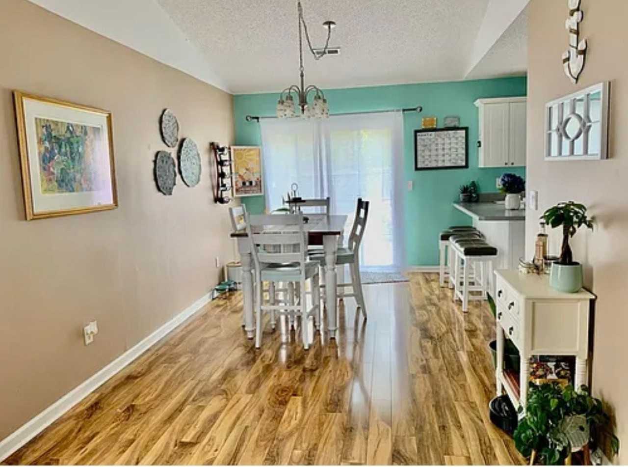 601 Tisbury Ln - Photo 6 of 32