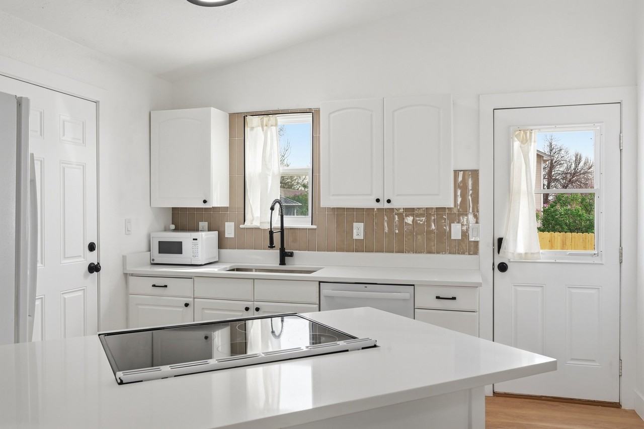 4556 S Pagosa Way - Photo 5 of 20