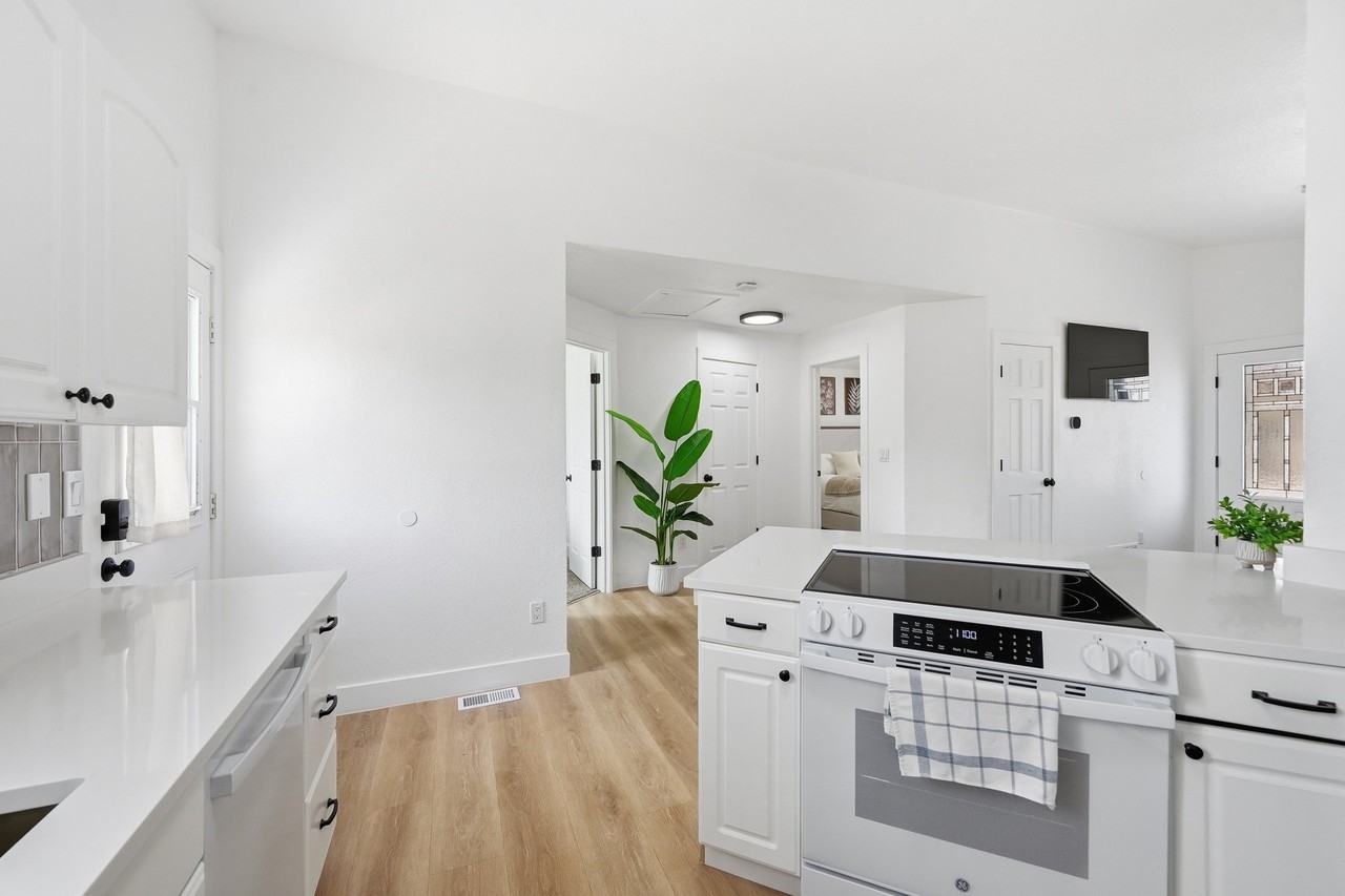 4556 S Pagosa Way - Photo 6 of 20