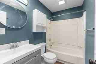 404 N Superior St #4 - Photo 5 of 8