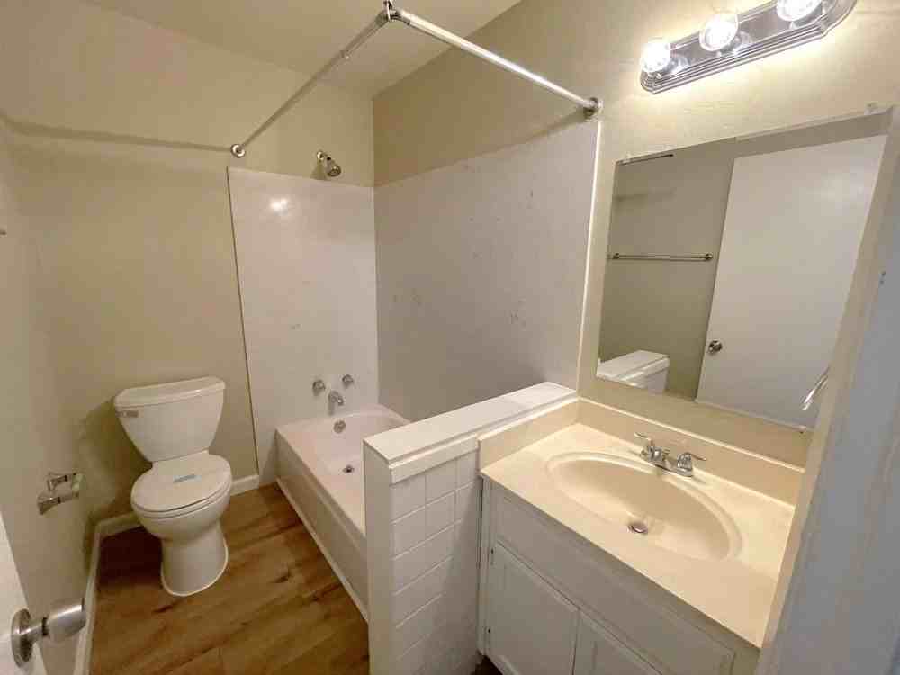 2155 Cormorant Dr - Photo 7 of 9