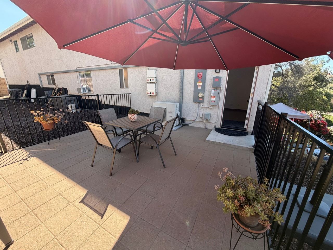 1946 Monte Vista Dr