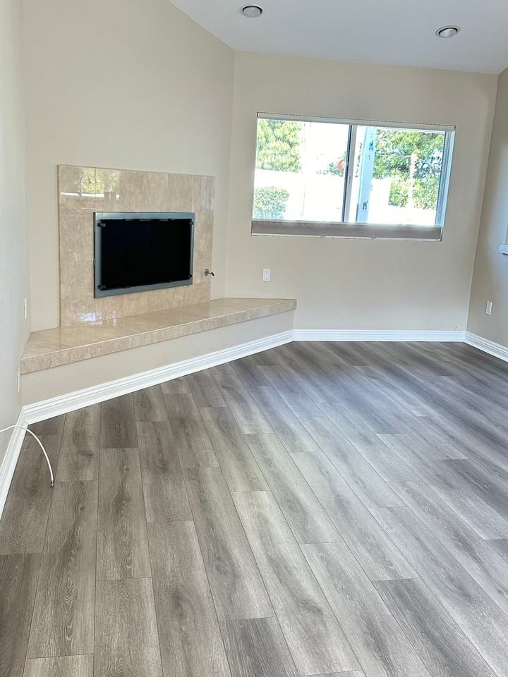 6803 Urubu St - Photo 3 of 19