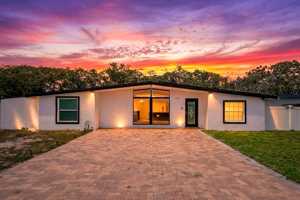 featured image of 3675 Prudence Dr #B