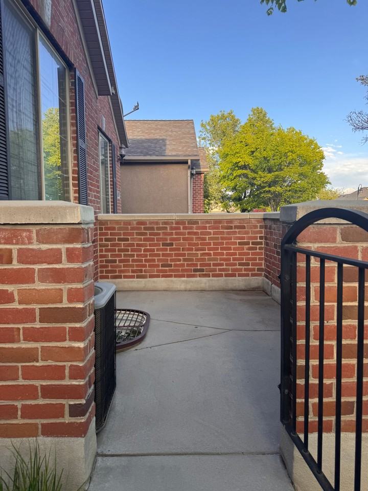 5417 W Brentford Ct - Photo 2 of 11