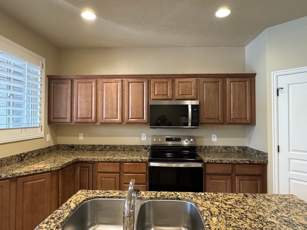 5417 W Brentford Ct - Photo 3 of 11