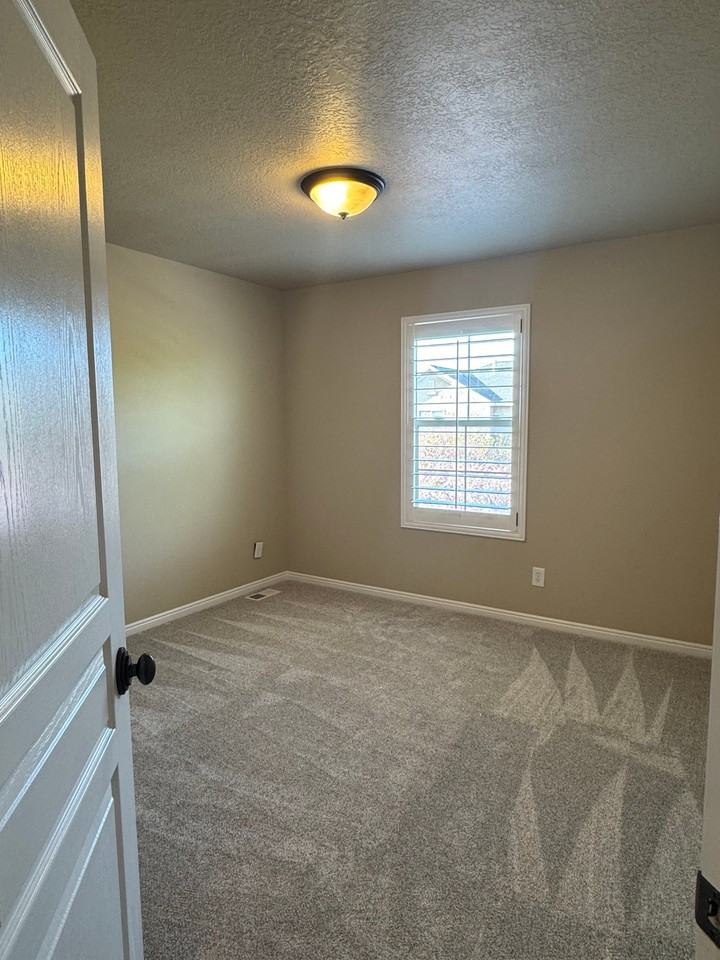 5417 W Brentford Ct - Photo 7 of 11