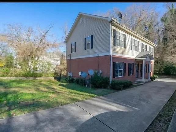 1021 Ada Ave Nw #B - Photo 2 of 16