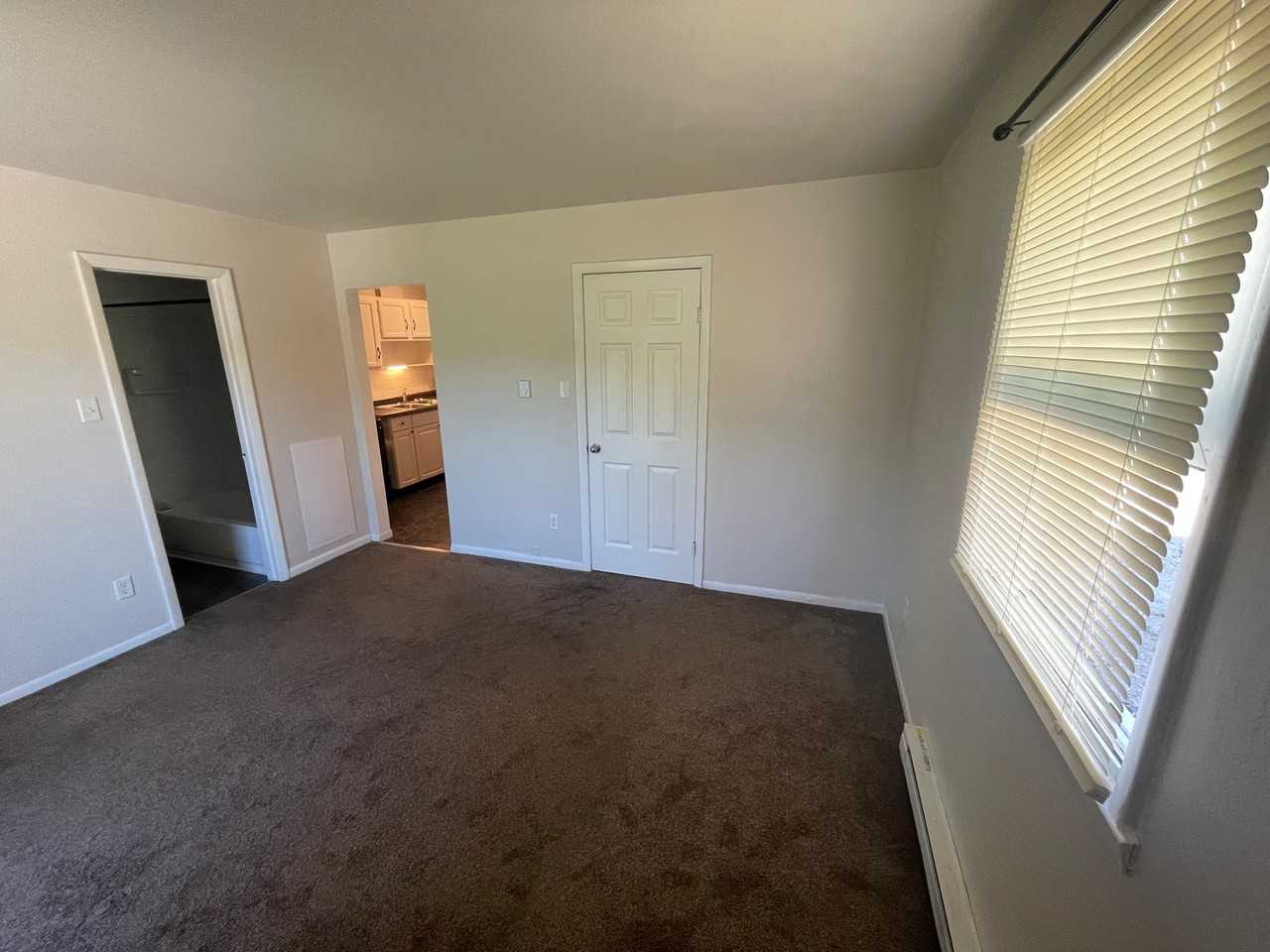 120 Karen St #3 - Photo 7 of 13