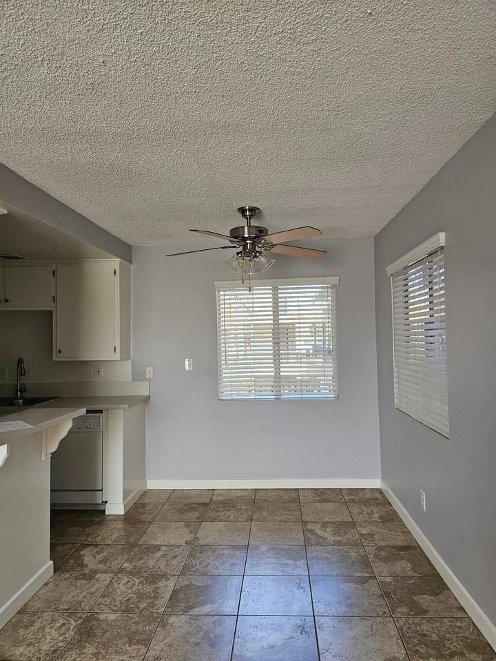 20810 Amie Ave #9 - Photo 5 of 25