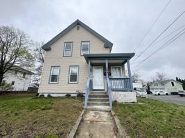 featured image of 284 Mechanic St #2