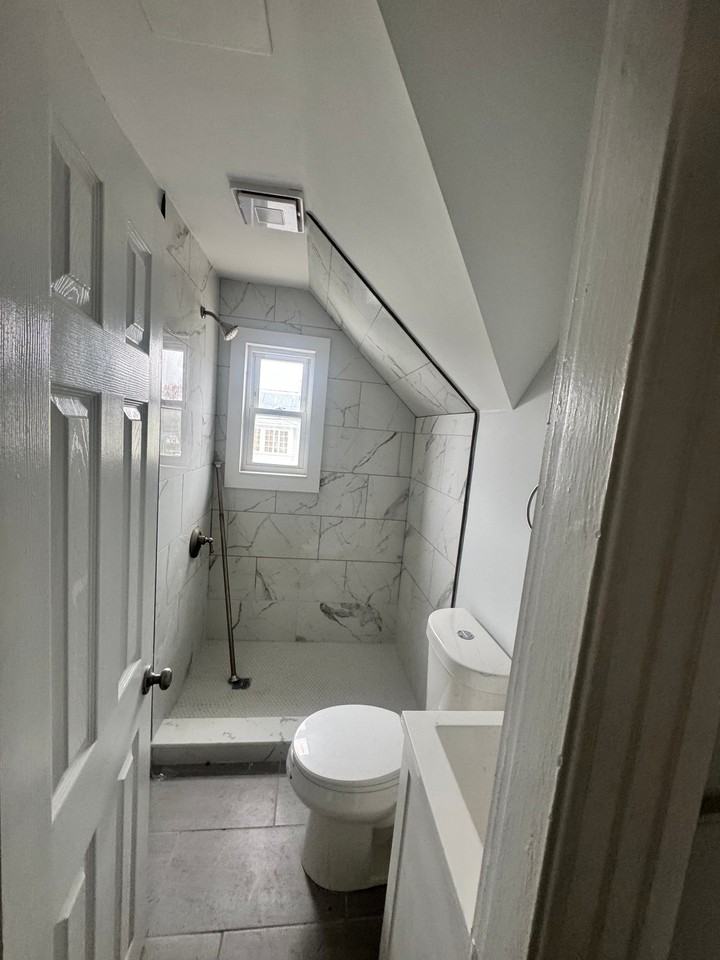 284 Mechanic St #2 - Photo 4 of 18