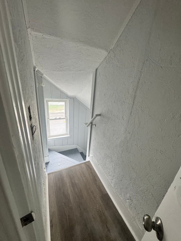 284 Mechanic St #2 - Photo 5 of 18