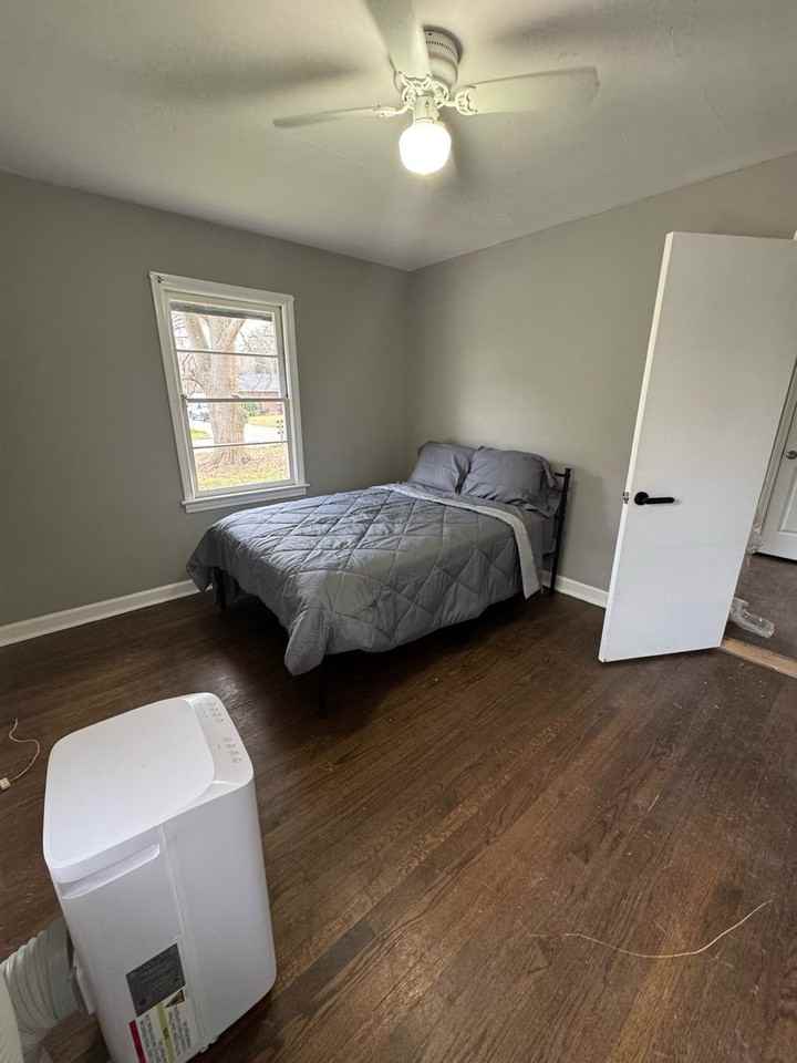 2804 Long Way - Photo 3 of 4