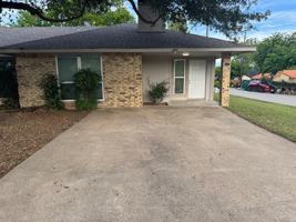 featured image of 700 Long Ct