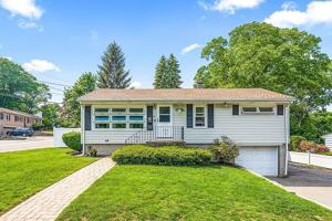 featured image of 41 Crooker Dr