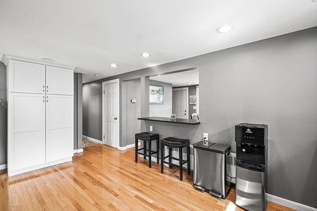 41 Crooker Dr - Photo 6 of 17