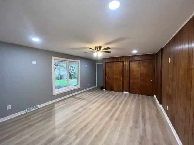 1108 E 9th St #1B - Photo 3 of 16