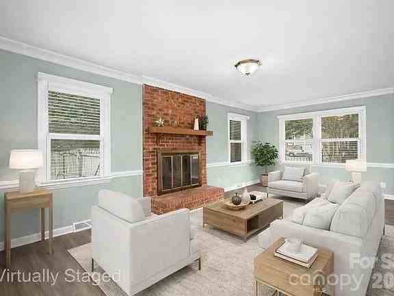 1440 Jodhpur Ct - Photo 3 of 13