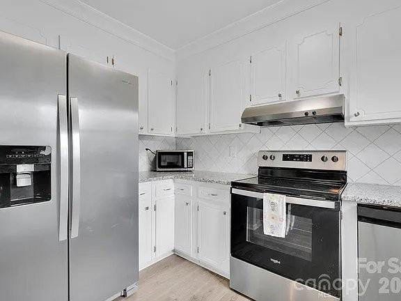 1440 Jodhpur Ct - Photo 6 of 13