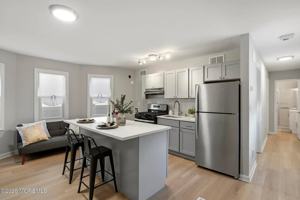 featured image of 225 Webster Ave #2