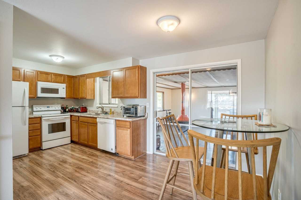 8103 Conifer Rd - Photo 3 of 19