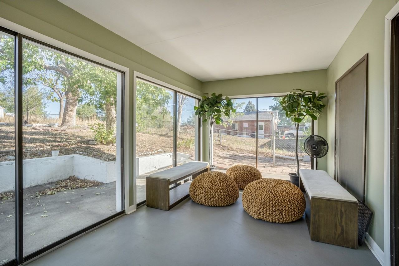 8103 Conifer Rd - Photo 4 of 19