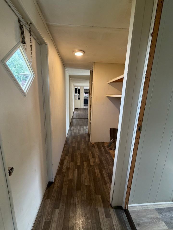 918 Elm St #A - Photo 5 of 7