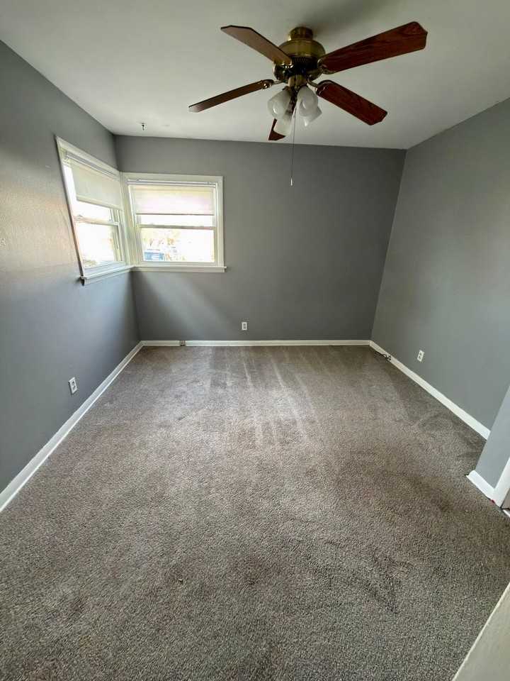 1730 S 71st St #1730 - Photo 7 of 10