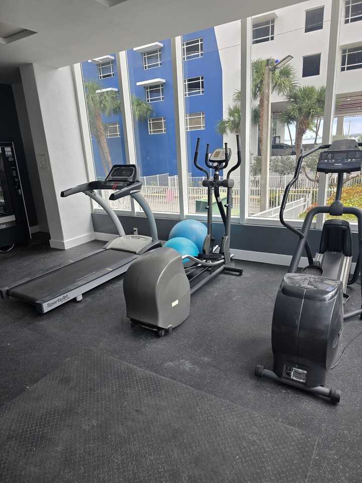 615 Nest - Photo 3 of 7