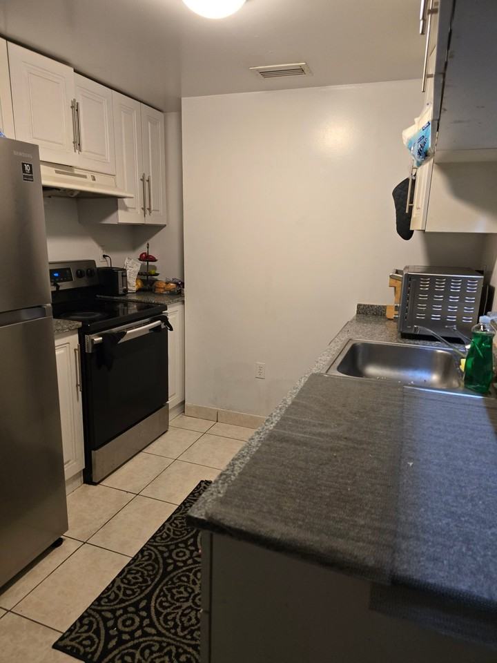 615 Nest - Photo 5 of 7