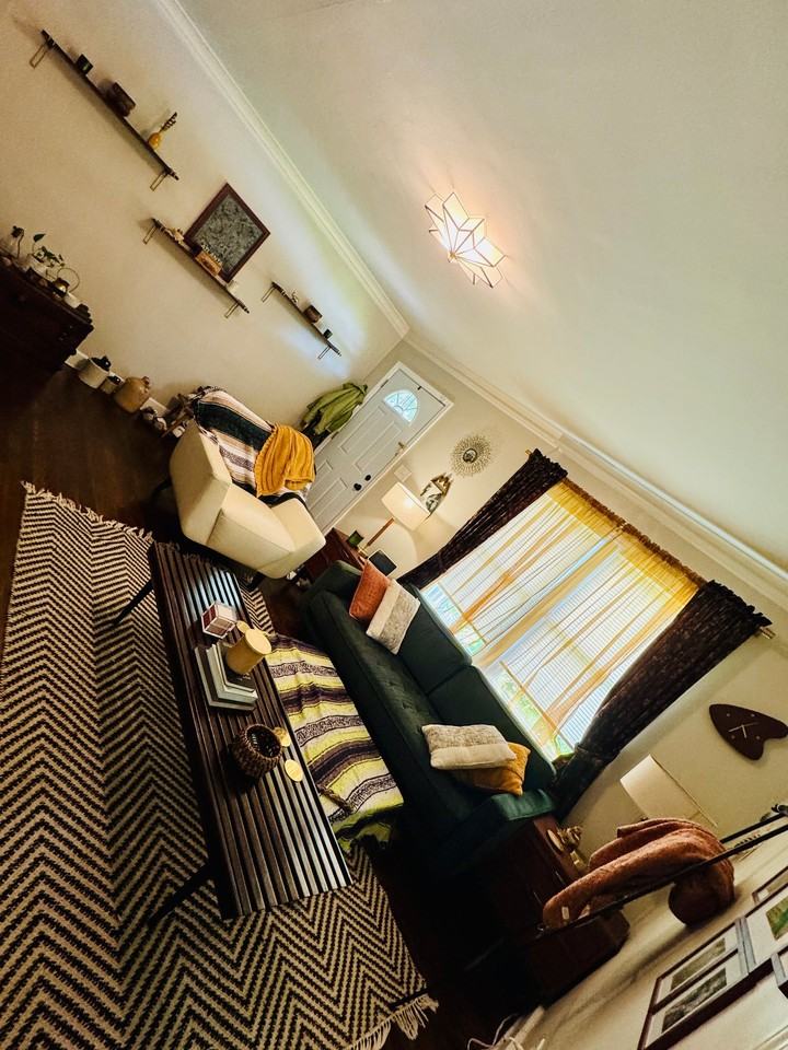 2481 Semmes St - Photo 3 of 11