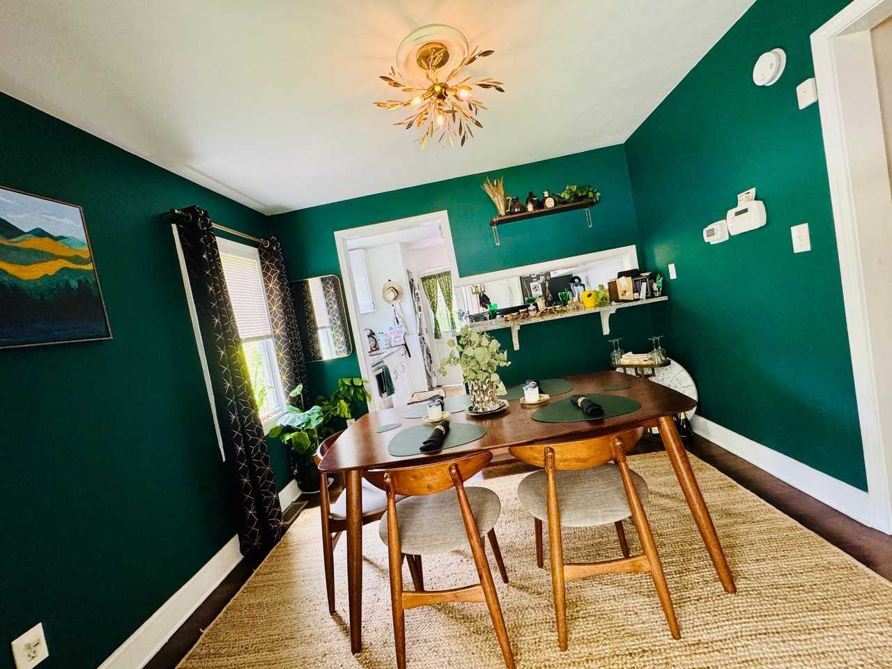 2481 Semmes St - Photo 5 of 11