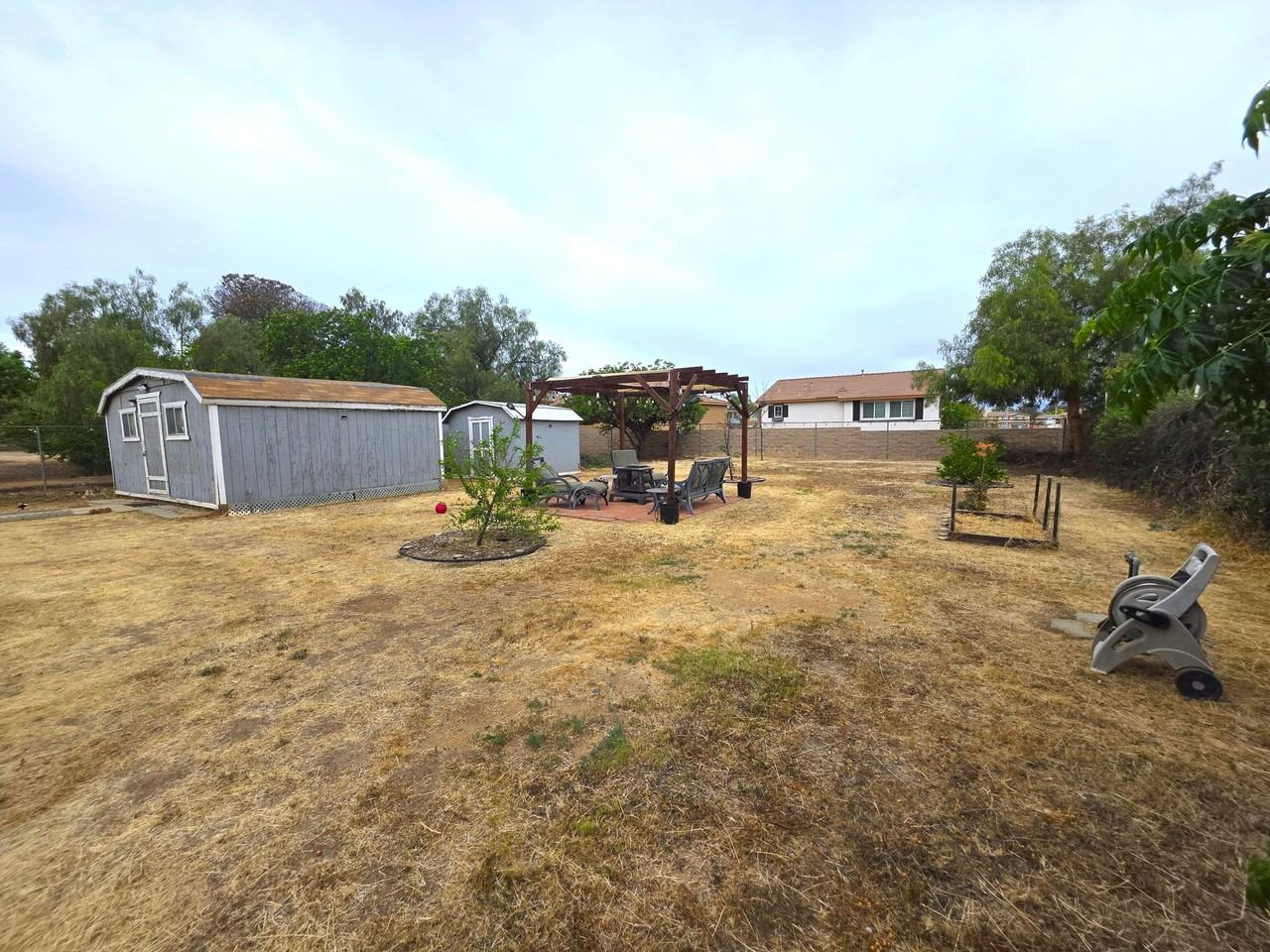18950 Woodcrest Ln - Photo 3 of 15