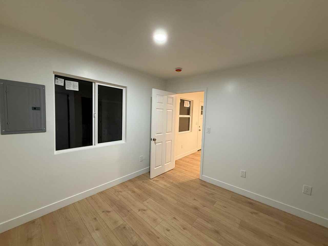 8056 Darby Pl - Photo 4 of 8