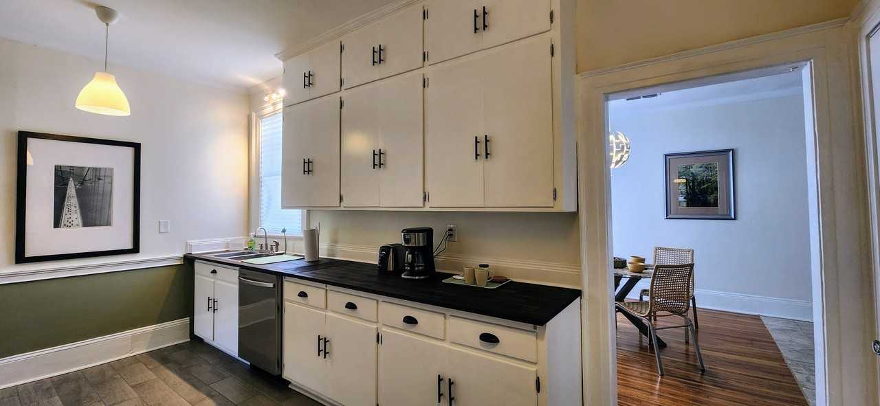 3135 Montezuma Rd - Photo 3 of 20