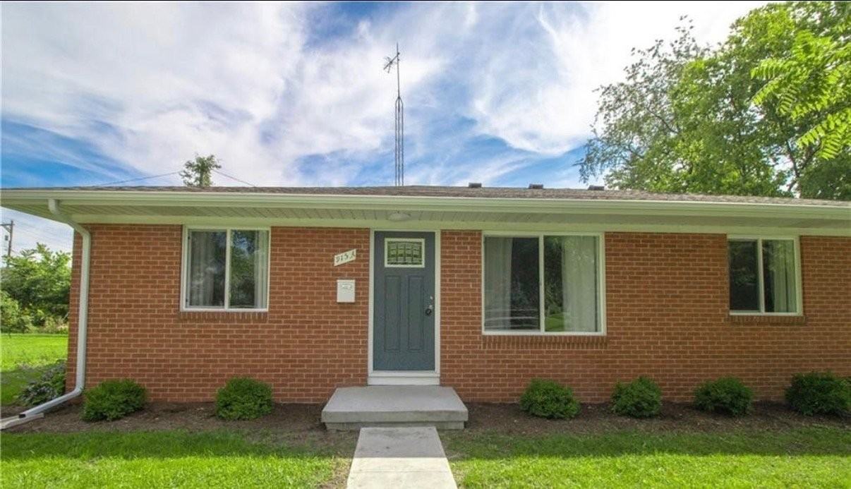 915 Rimer Dr #A - Photo 2 of 12