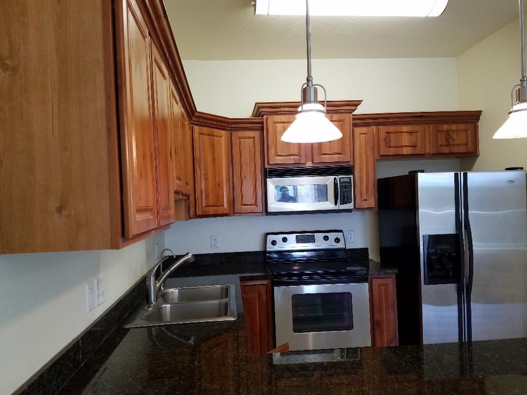 1156 E St - Photo 6 of 17