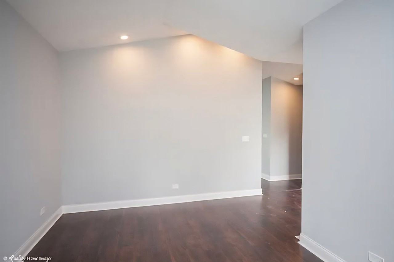 1219 Blackhawk Dr - Photo 3 of 16