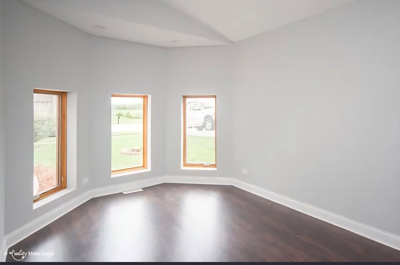 1219 Blackhawk Dr - Photo 4 of 16