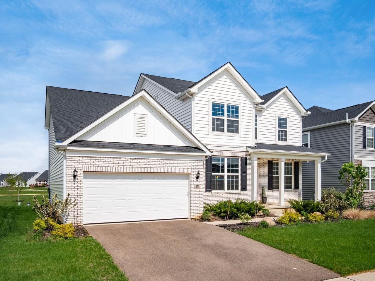 274 Cambie Dr - Photo 4 of 50