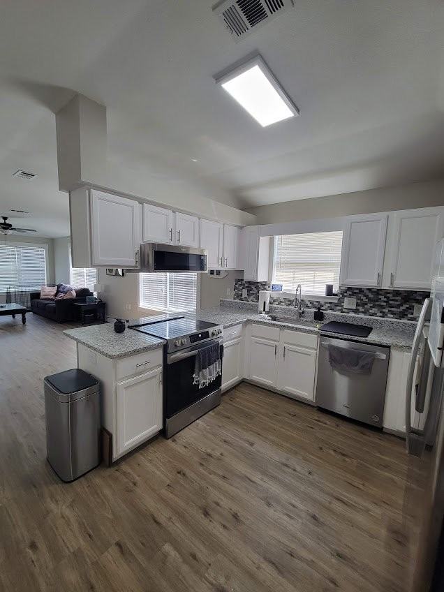 3031 Flintlock Dr - Photo 5 of 17