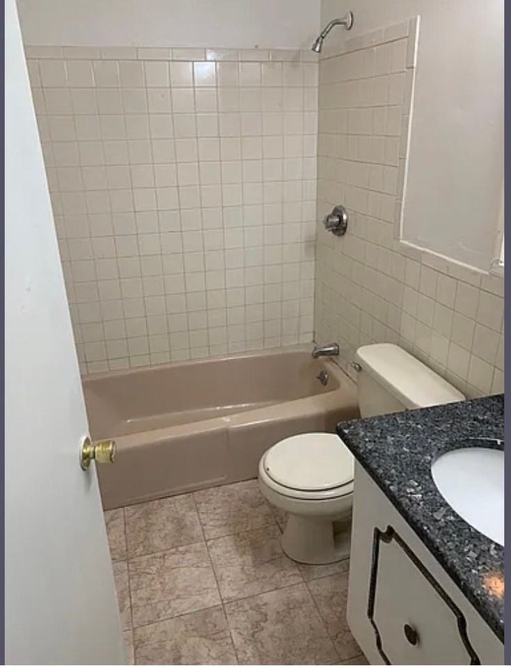 121 Whipple St #20 - Photo 4 of 7