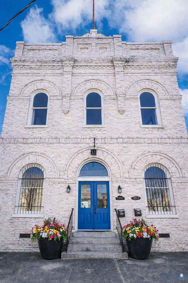 124 W Bank St #B - Photo 5 of 20