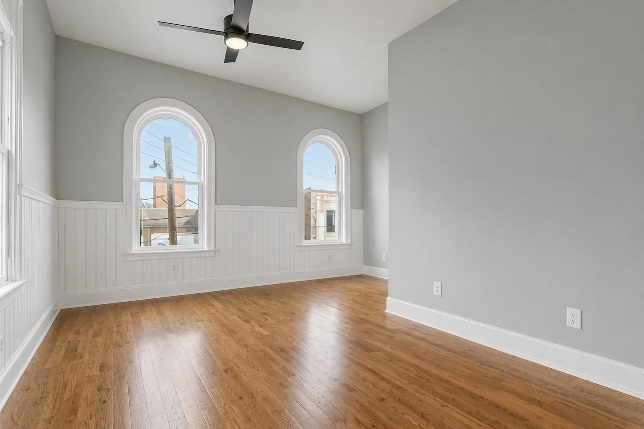 124 W Bank St #B - Photo 7 of 20