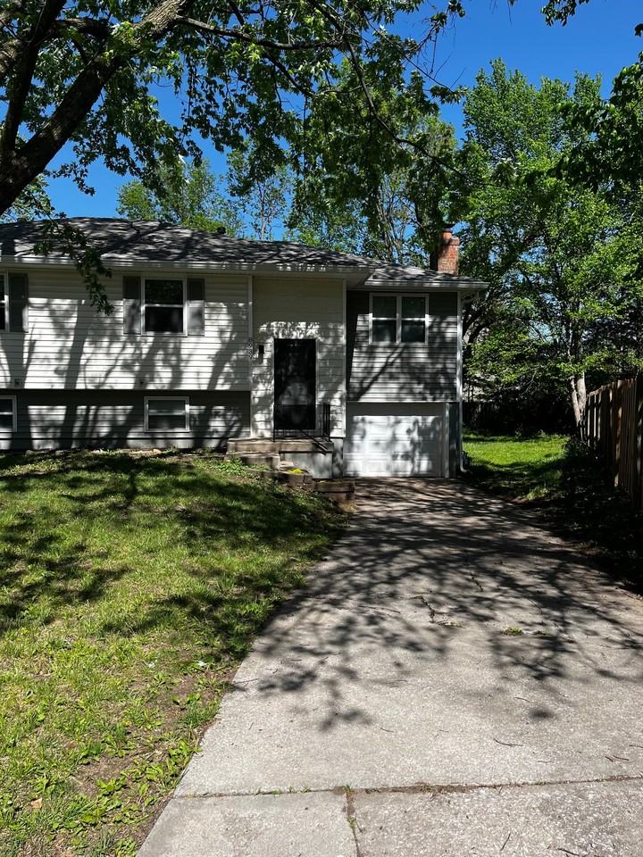 8939 Caenen Lake Rd - Photo 6 of 6