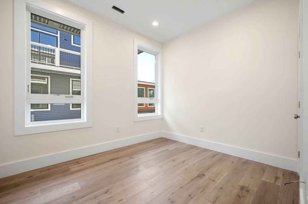 120 School St #1 - Photo 6 of 9